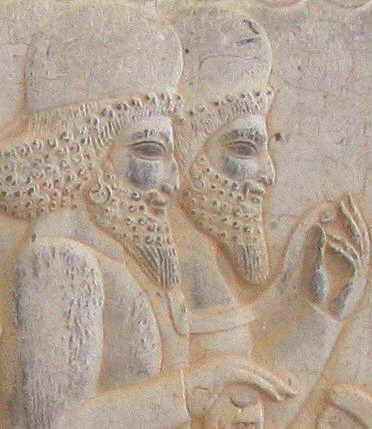 A bas-relief depicting two Medes